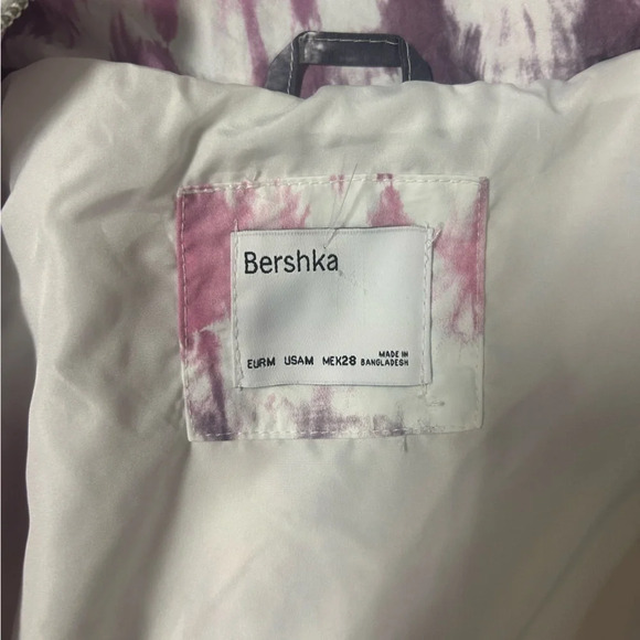 Bershka NWT FREE w/ 100 purch slight crop puff sleeved tie die coat.  Size M - Picture 3 of 7